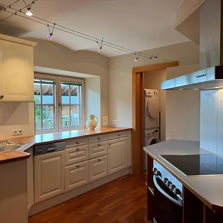 Tiroler By Alpin Charme キッツビュール