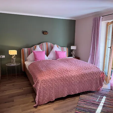 Alpin Charme Apartments 3 X Boutique Alpine Living *