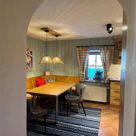 Апартаменты Alpin Charme 3 X Boutique Alpine Living *